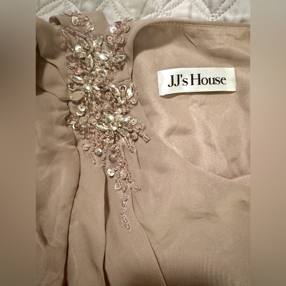 JJs House Mother of the Bride Pantsuit With Beading NWT - Picture 5 of 9